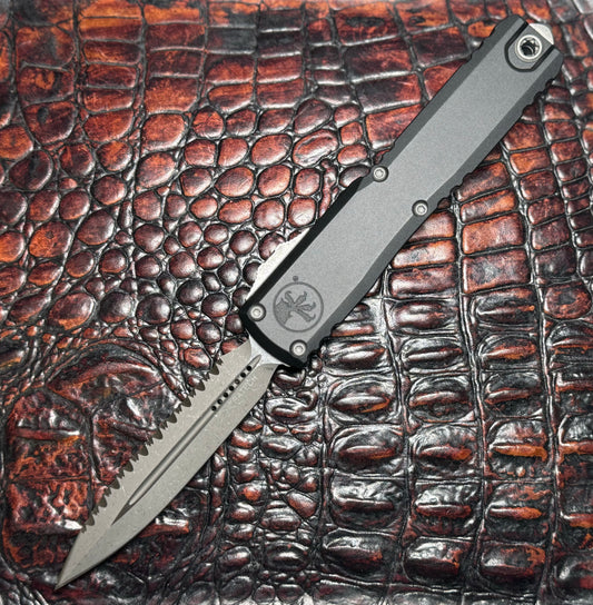 Ultratech Gen III ZBP D/E in Black W/ Full Serrated Apocalyptic Blade Finish. Model # 1122-12 AP