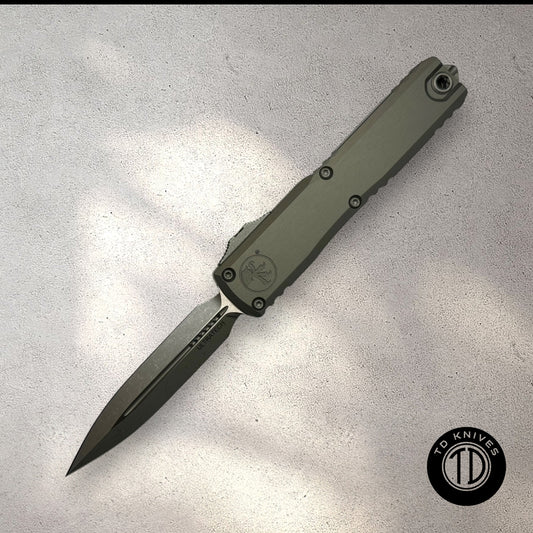 MICROTECH - Ultratech Gen III ZBP Double Edge in Natural Clear W/ Apocalyptic Blade Finish Model # 1122-10 APNC